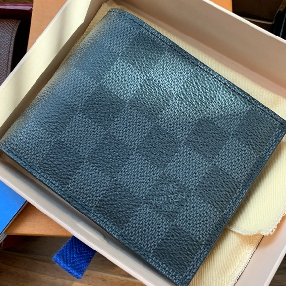 Louis Vuitton Other - *SOLD* Louis Vuitton Men’s Wallet with zippy coin